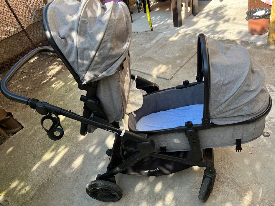 Количка за близнаци/породени