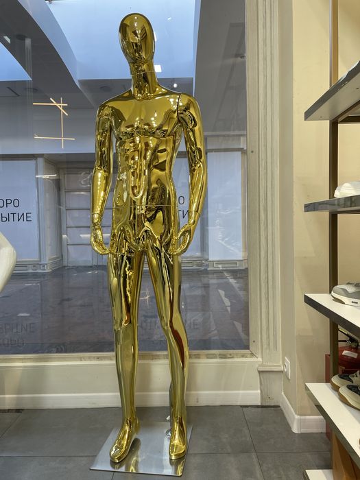 Продам мужкой маникен