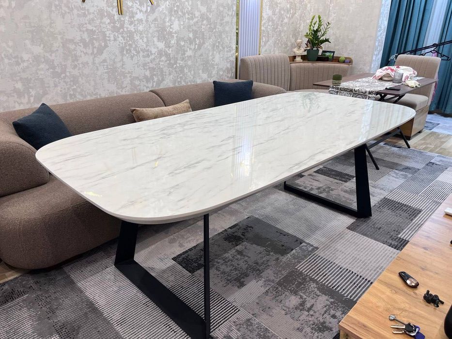 Шикарный Обеденный Стол