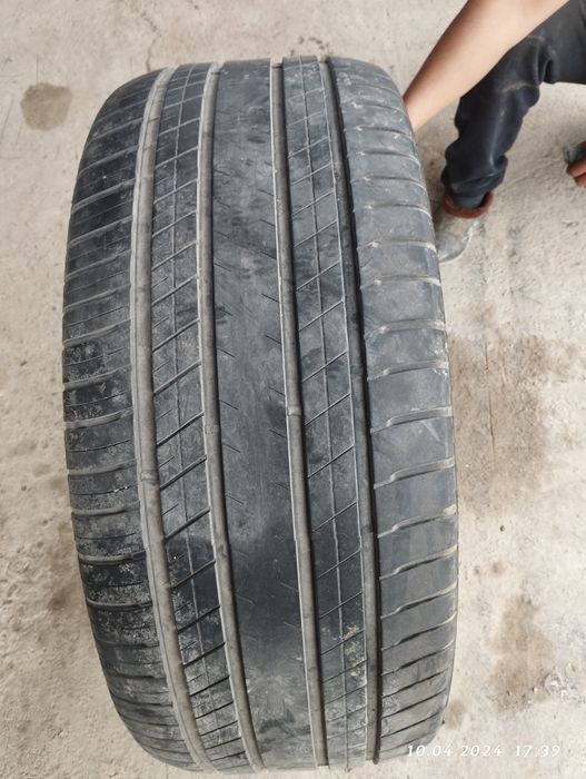 Продается диски с резинами на лексус 570