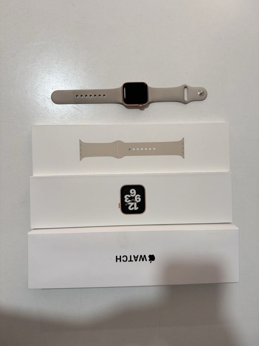 Apple Watch SE 40 мм 1-го поколения