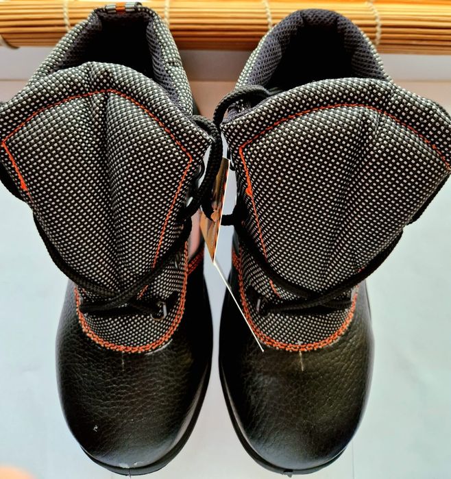 Ботинки рабочие (спецобувь с металлич. носком)