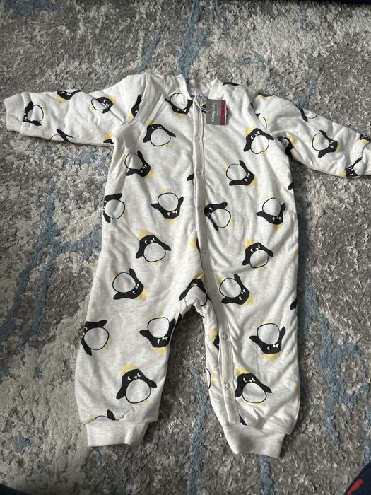 Salopeta cu pantaloni lungi 6/9 luni - 74 cm nou
