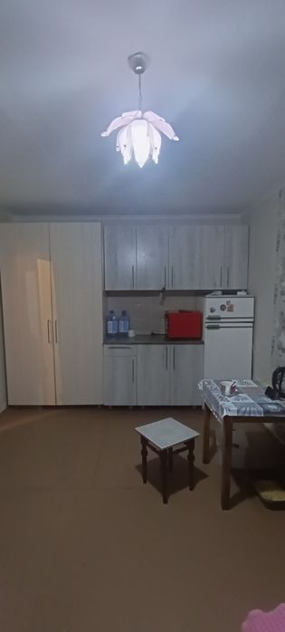 Продам квартиру напротив СДИ