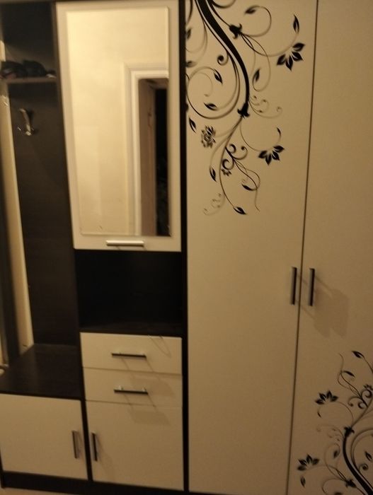 Прихожая шкаф с зеркалом