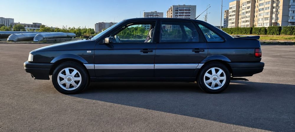 Volkswagen Passat 2.8 MT GL