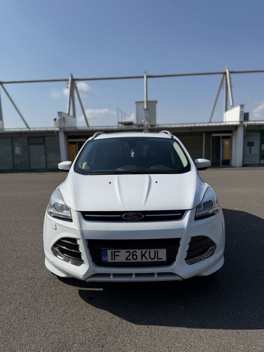 Vand Ford Kuga pachet ST LINE