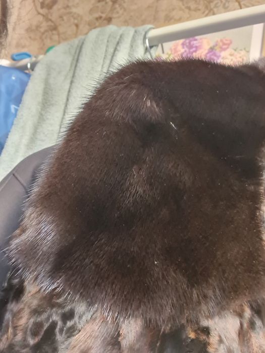 Шуба каракуль из Греции, Афины. Размер xs.