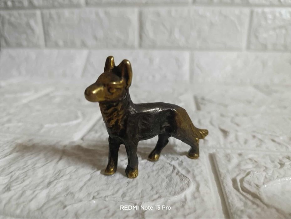 Бронзова Немска овчарка