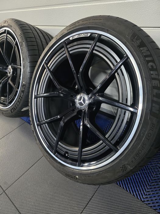 Оригинални 21" AMG джанти с Michelin Pilot Sport 4S за Mercedes AMG GT