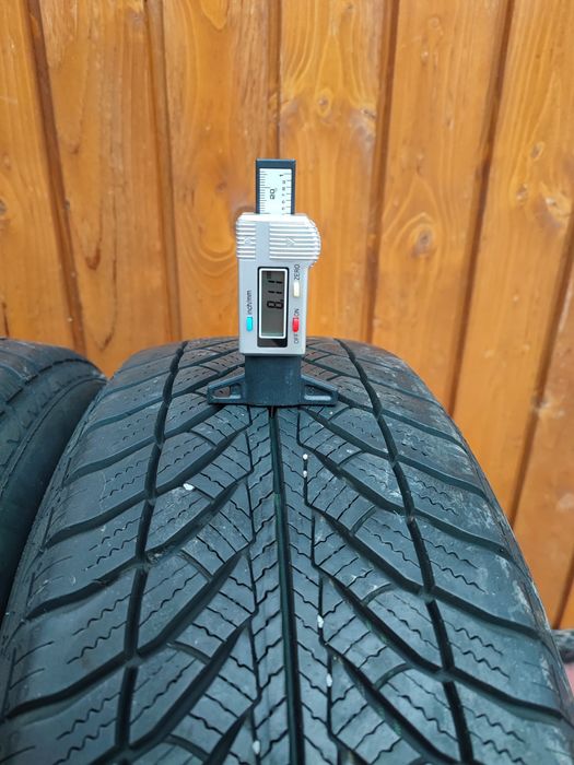 Jante BMW originale F45-F46-F40 2er 205 60R16 iarna Goodyear
