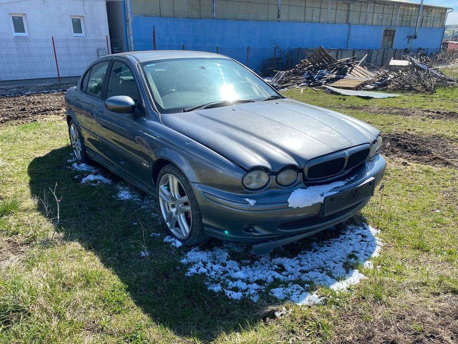 Dezmembrez piese Jaguar X Type