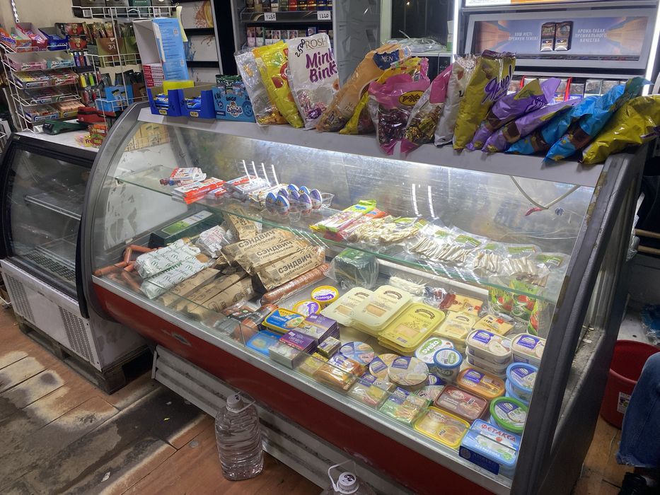 Холодильник витринный