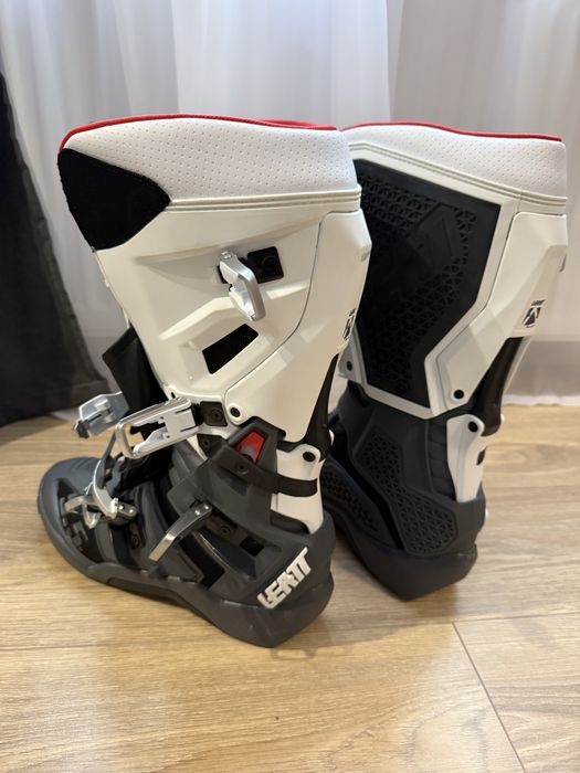 Leatt 5.5 FlexLock Enduro