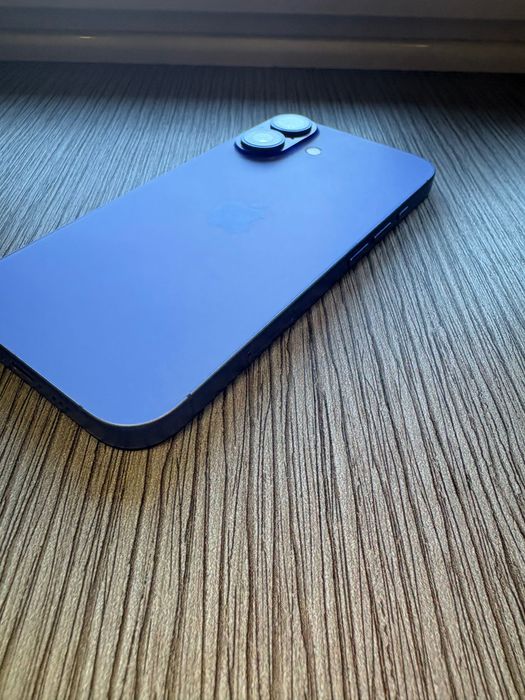 Като нов! Apple Iphone 16