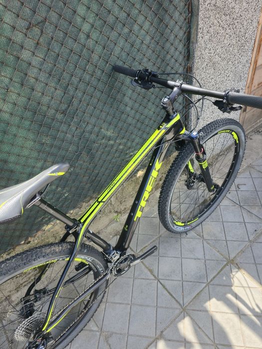 Trek Superfly Carbon 29 цола 2х10 XT Въздушна вилка Rockshox Recon Проходни оси М размер