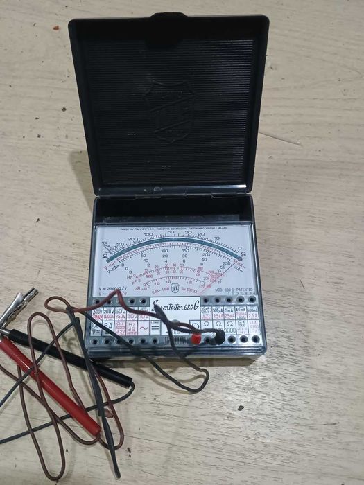 multimetru analogic Supertester 680G