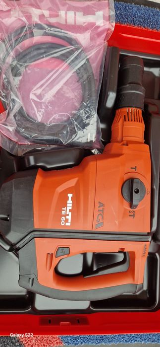 Hilti rotopercutor pe acumulator,curent