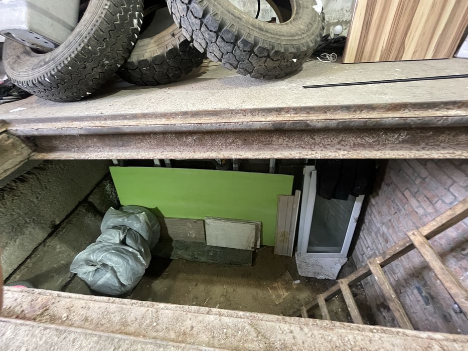 Продам гараж на кшт