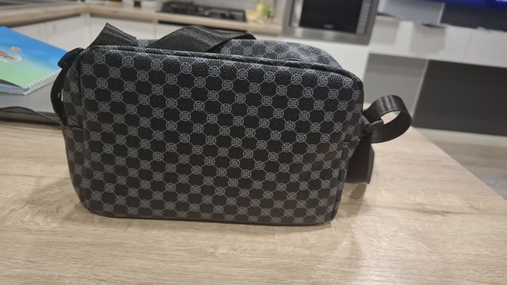 Сумка через плечо новая