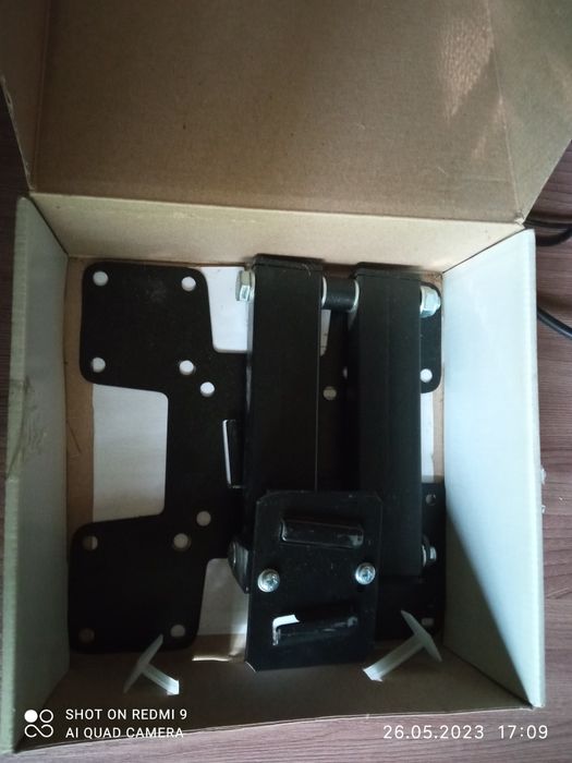 Продам настенный кронштейн.