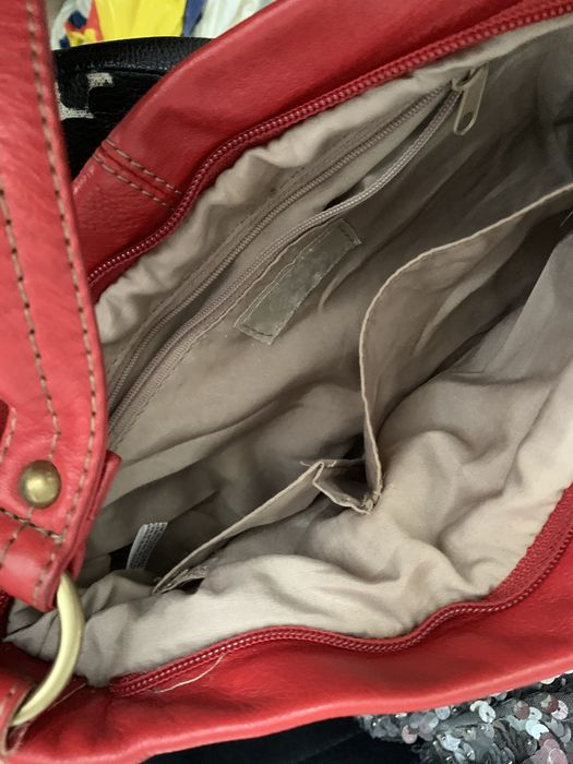 Страхотна маркива дамска чанта естествена кожа