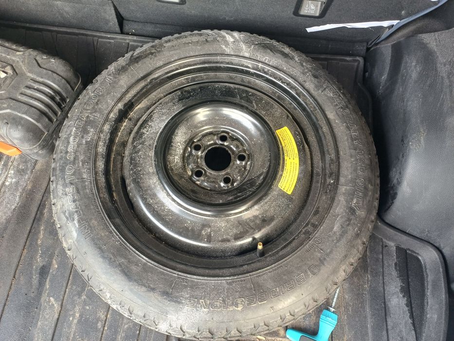 Продам на Субару Форестер докатка новая