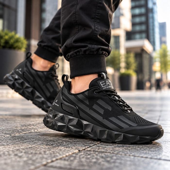 Нов модел Nike TRAIL, Armani