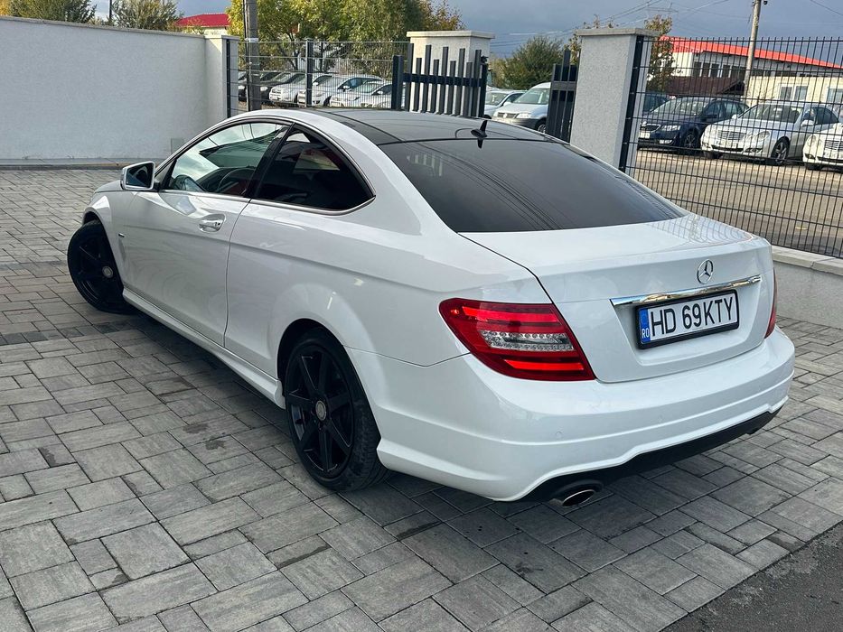 MERCEDES-BENZ C-Class 2012 — imagine 4