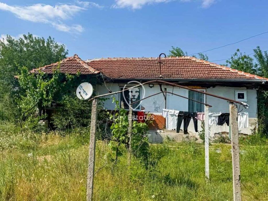 Продава се Къща в с. Загорци, Област Бургас - 100 кв.м за 250 €/кв.м - Снимка #6