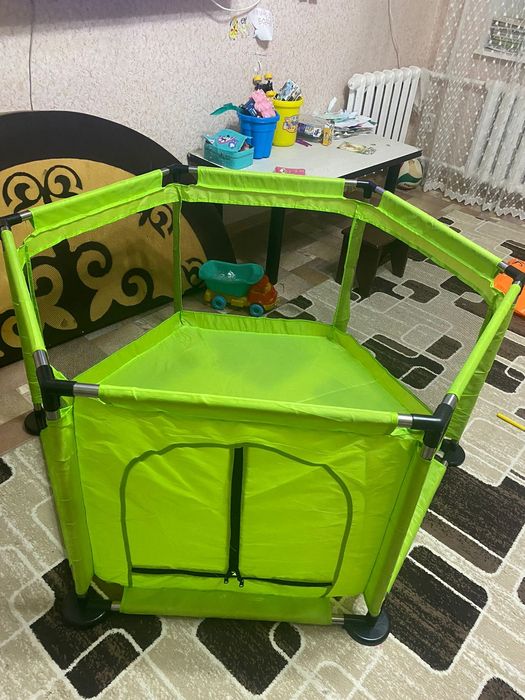 Продам манеж для детей
