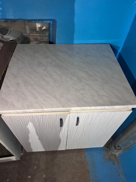 Продам Шкаф кухонный