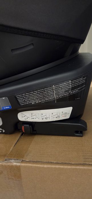 Scaun auto rotativ 360 pentru copii Graco Turn2Me