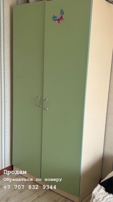 Продам детскую спальнию