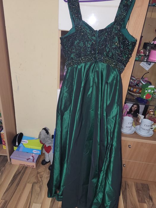 Официална рокля номер 46