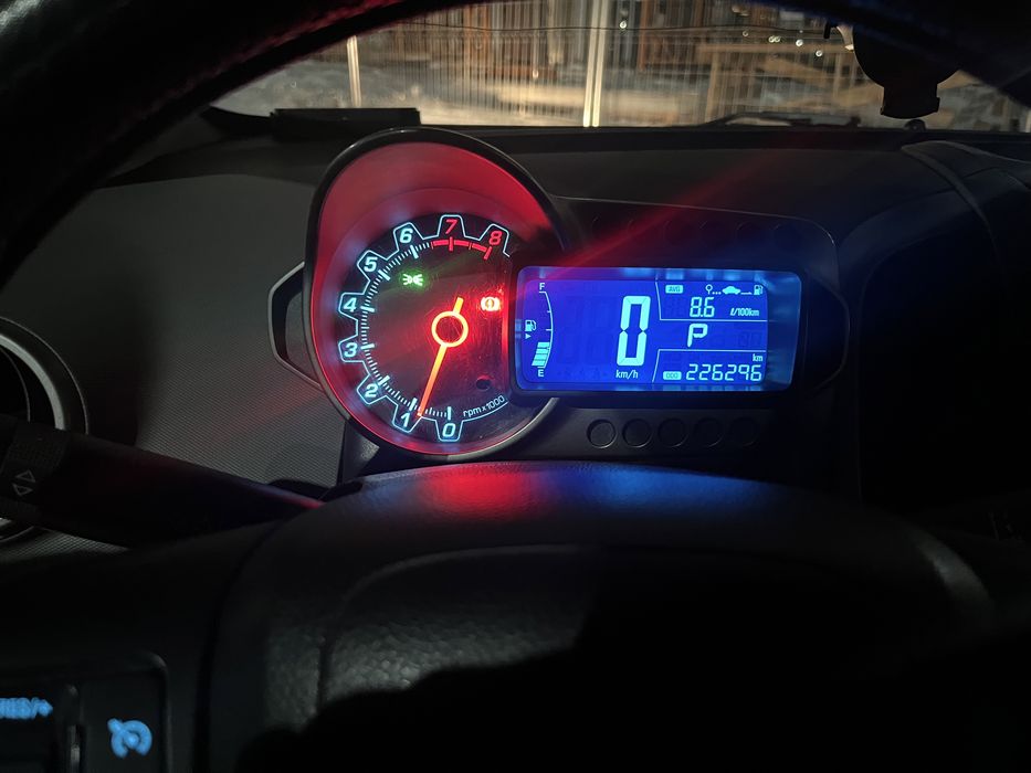 Срочно продам машину. Саудасы бар!