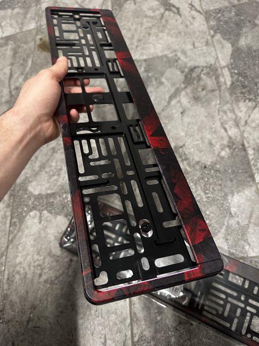 Рамки за регистрационни табели