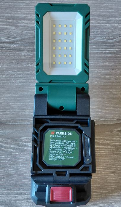 Лед акумулаторен фенер Parkside PLLA с зарядно и батерия