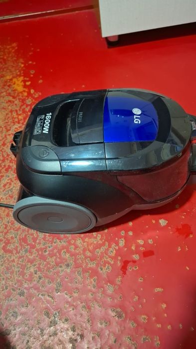 Пылесос состояние идеальное