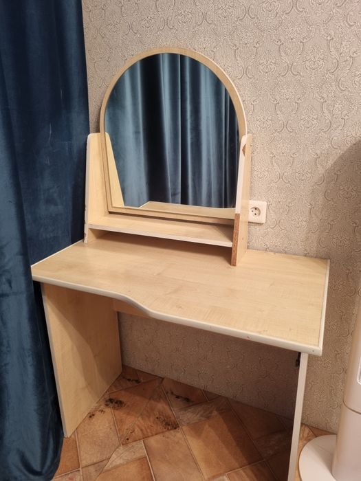 Столик комод 2 тумбочки