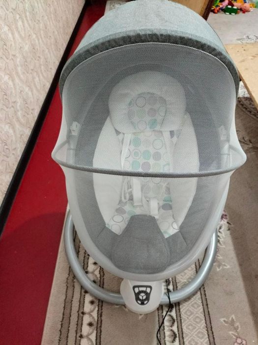 Детский электрический шезлонг