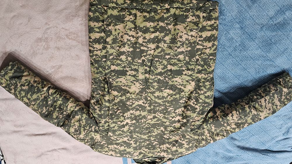 Продам военный тёплый бушлат