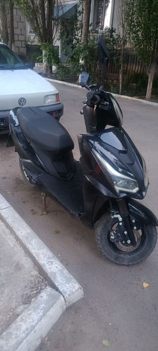 Скутер М10 номад