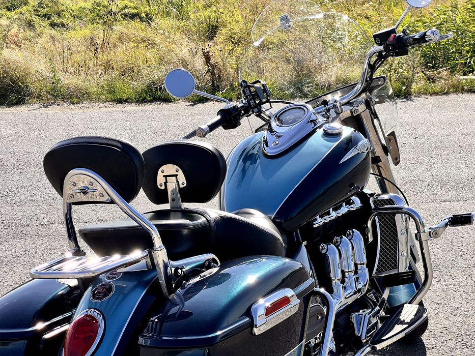 Triumph Rocket 3 Touring 2300cc schimb cu masina
