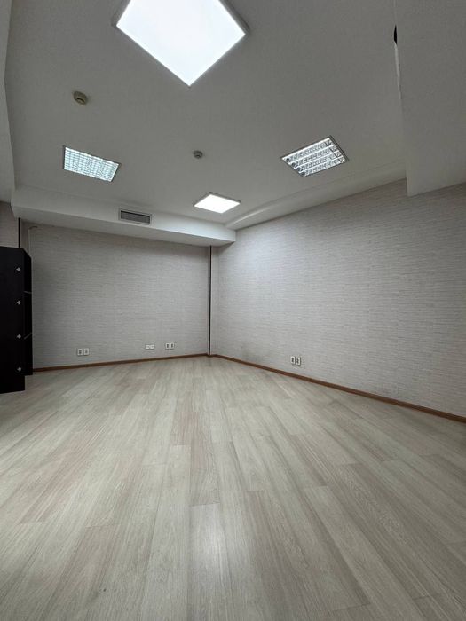 Дархан. Дархан Авенью. Сдаётся 4х комнатный офис 170м2 .