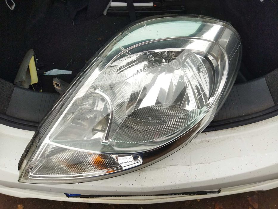 Far Opel Vivaro / Renault Trafic