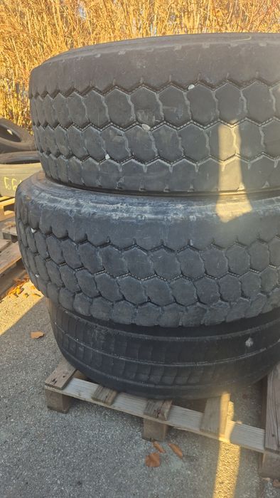 Гуми за камиони 385 65 22.5 внос от Германия в много добро състояние