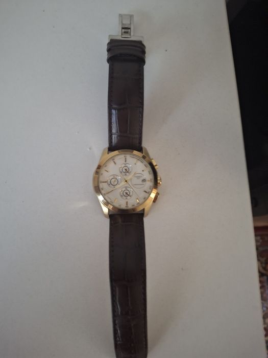 часы Tissot в отличном цвете