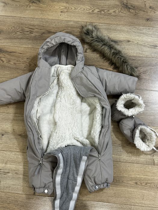 Продам детский комбинезон