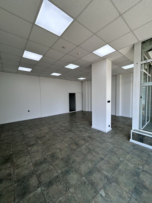 Дава се под наем Магазин в Казанлък - 60 кв.м за 612 € - Снимка #1
